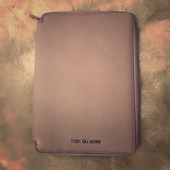 Michael Kors Accessories - Michael Kors Tablet/IPad Mini Case
